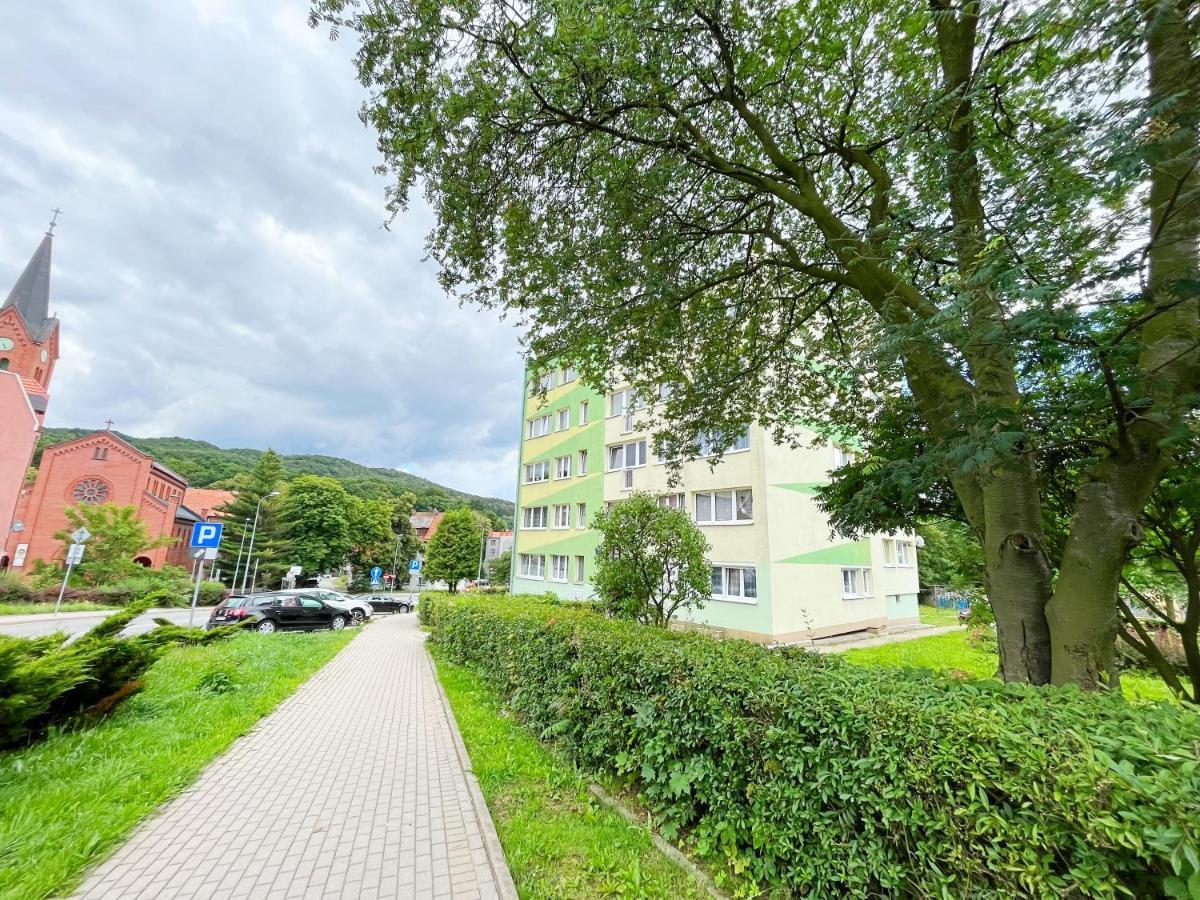 Apartament Parkowy Wałbrzych Kültér fotó